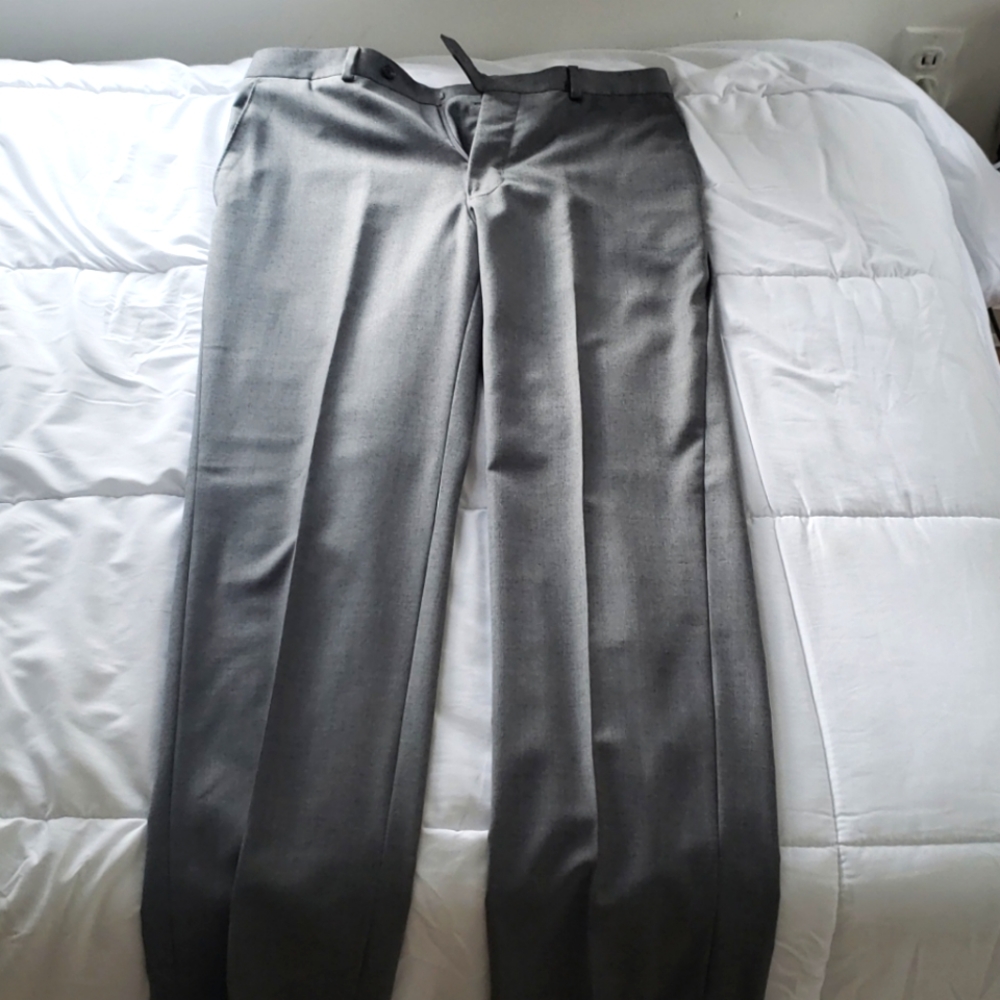 Samuelsohn, 33R, Gray